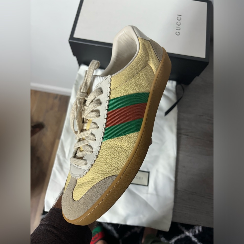 Gucci Men’s Web stripe Cream Green Sneakers size 9